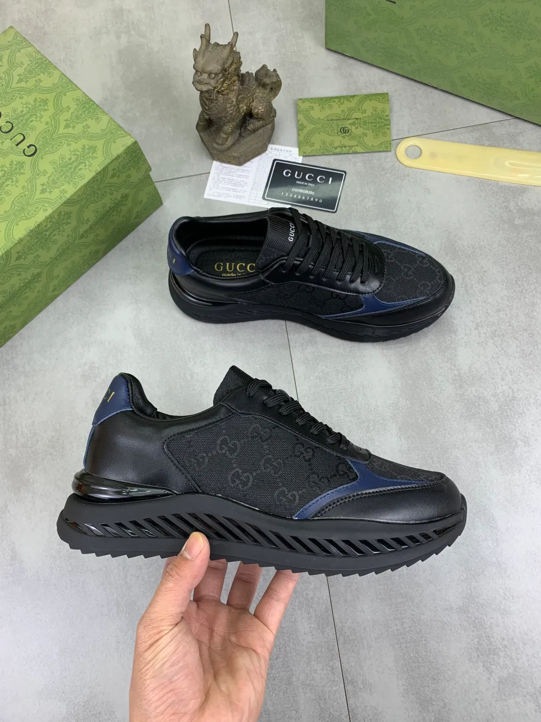Men's shoes 💰P460💰【New model】🆘 The latest model from Gucci official website🎁Classic casual and fashionable men's shoes👟Best model💥The style is simple and elegant, exclusive for trendy men. Unique official website latest brand elements👑Gucci original decoration, fashionable and generous, the fabric is made of original soft calfskin➕Comfortable soft pigskin lining ✅Wear-resistant rubber outsole specified on the official website_Full of elasticity, the classic model taken at the counter 🎬Color: 4⃣️colors available😍Number of yards: 38-44 (45 46 customized)